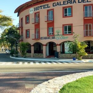 Experimenta el lujo urbano en Hotel Galerías Monterrey